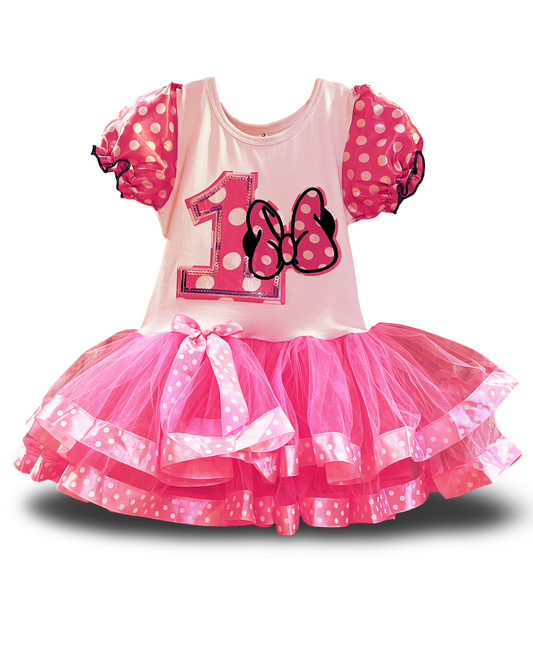 Minnie Tutu by Little Kery a beautiful tutu for girls is made of &nbsp;tulle a-poke dot satin and lights is perfect for a birthday pictures, afternoon or a magical vacation, inspiration of Minnie Mouse