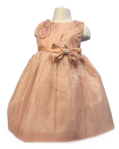 Super cute glitter Tulle dress adorned with 3D bow detachable. Sofia BY Barbie