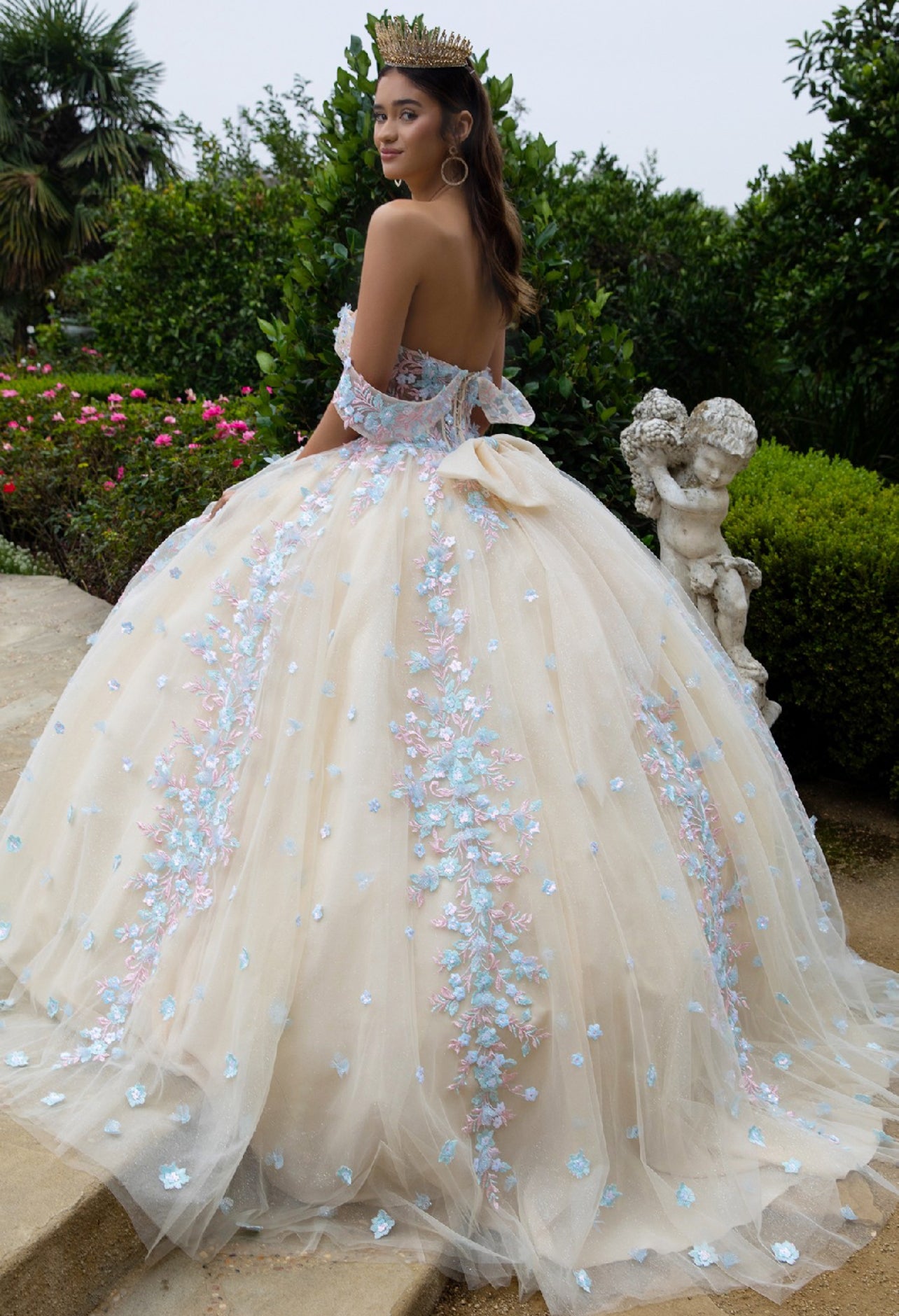 3D Floral Applique Embellished Sweetheart Sheer Bodice Quinceanera Dress. GL3504