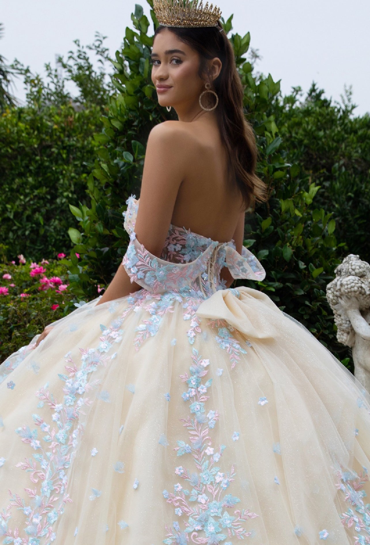 3D Floral Applique Embellished Sweetheart Sheer Bodice Quinceanera Dress. GL3504