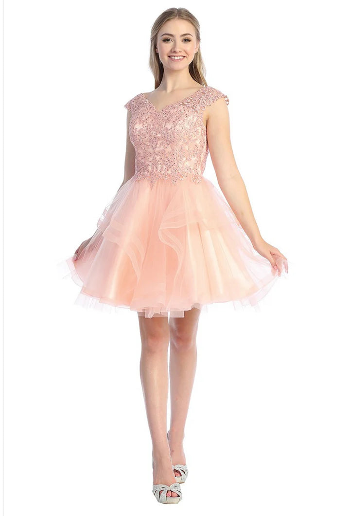 Short Beautiful Tulle, V-Neckline for Damas, and Homecoming. 6259-L by LETS.